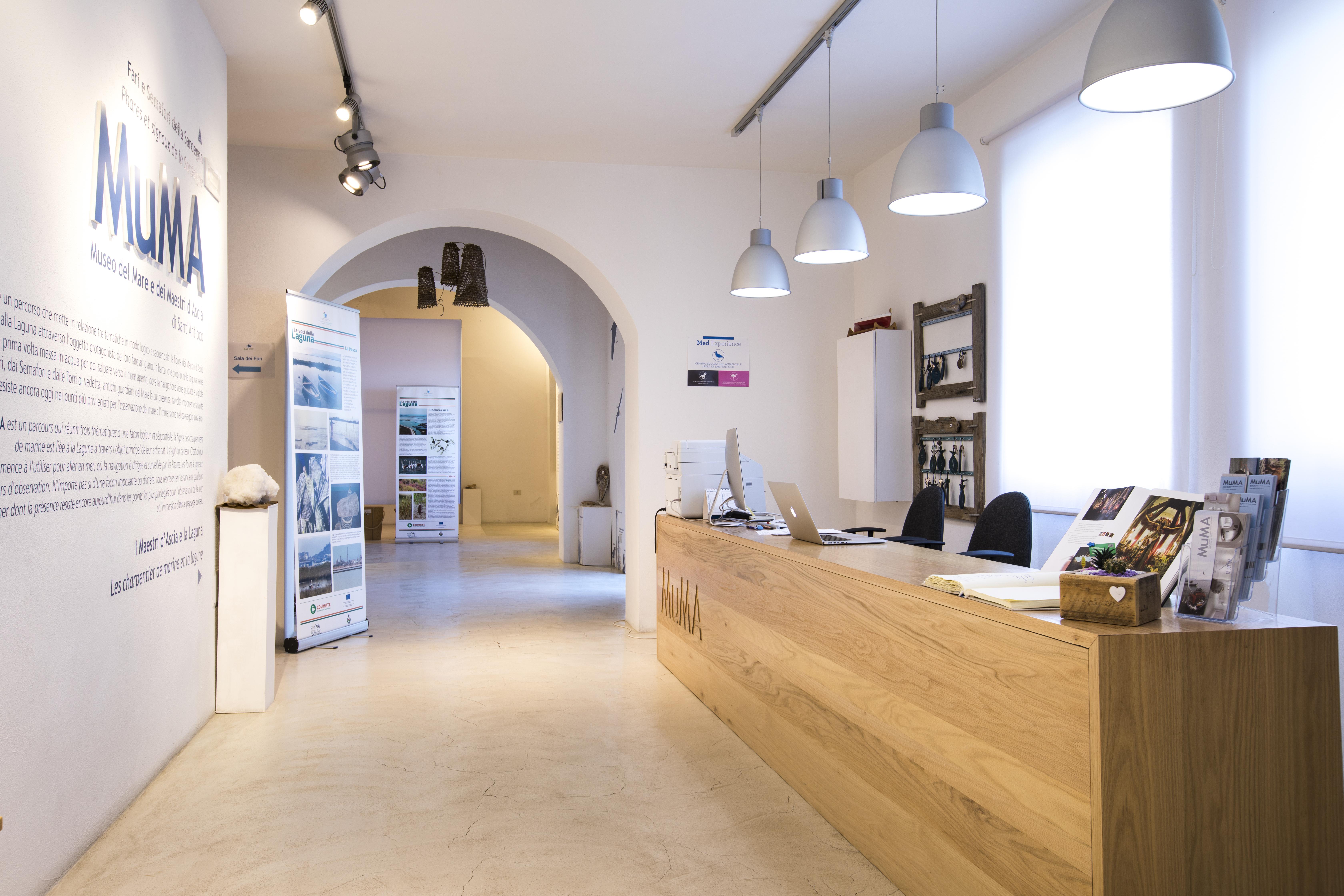 Muma Hostel SantʼAntìoco Εξωτερικό φωτογραφία