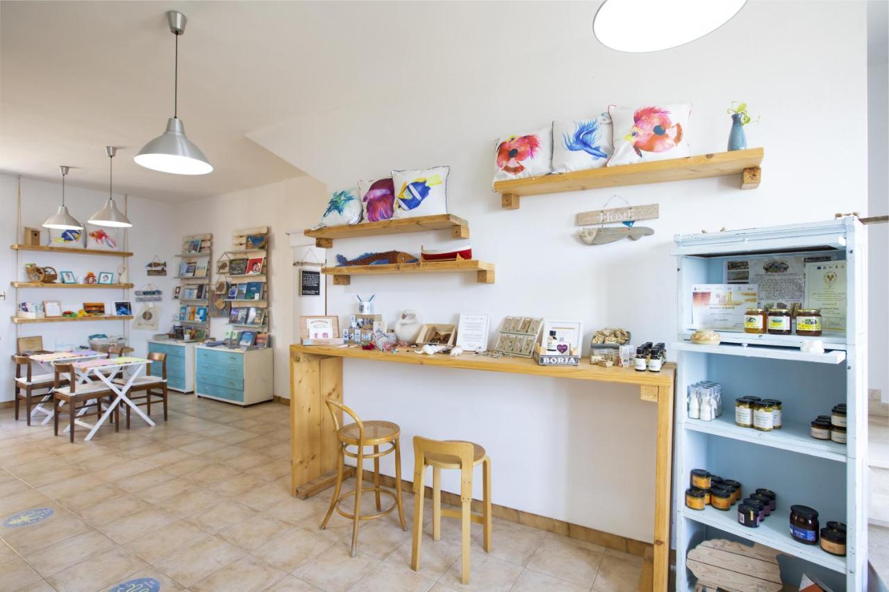 Muma Hostel SantʼAntìoco Εξωτερικό φωτογραφία